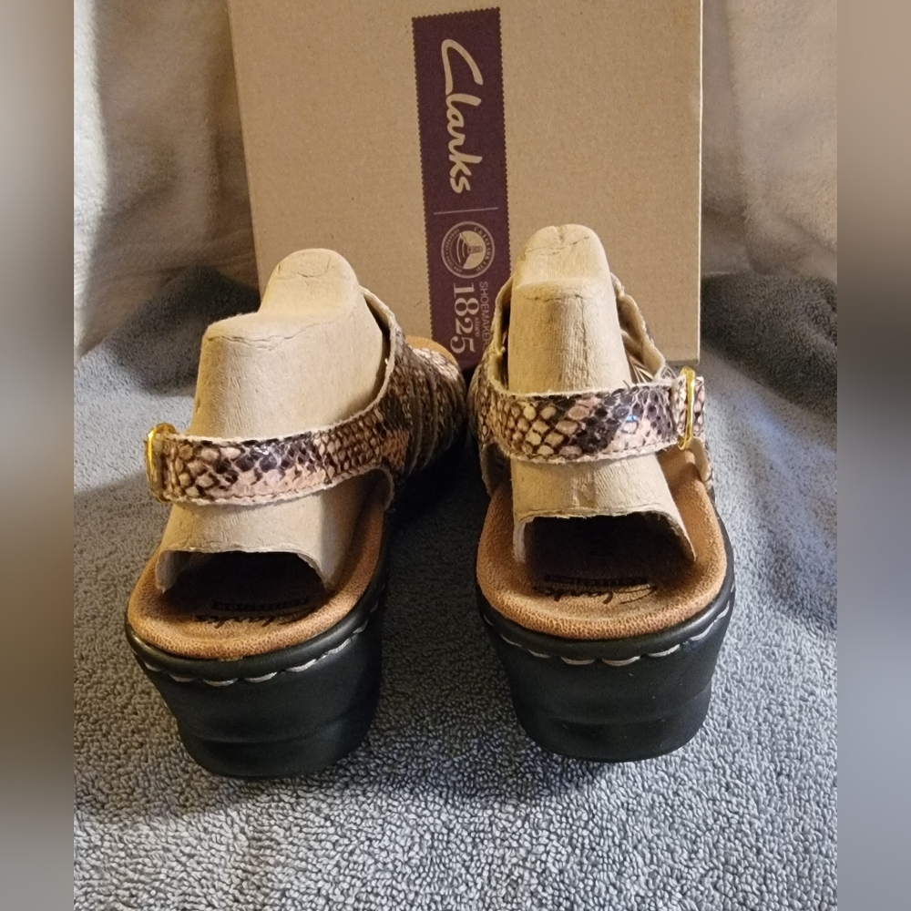 Like New-Clarks sandals. cool snakeskin print and comfy wedge sole. Size 8.5 - Picture 4 of 8